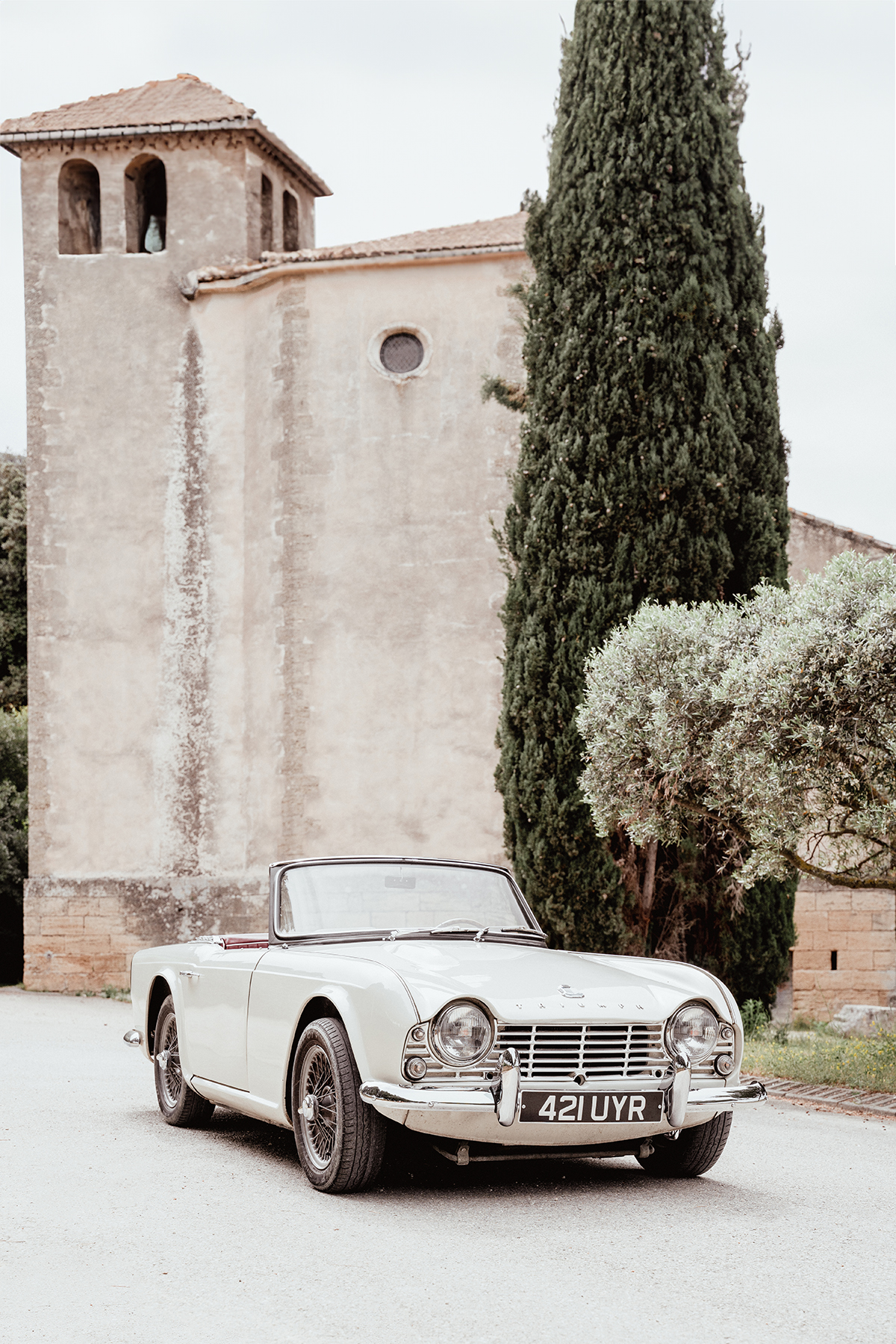 A photopraph of one of the vehicles available for sale at Provence Classics.