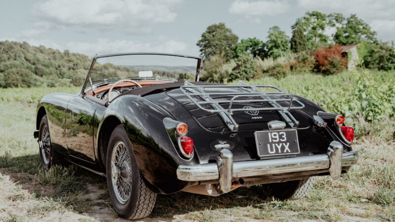 MGA ROADSTER - BLACK