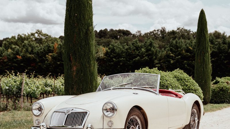 MGA ROADSTER - WHITE